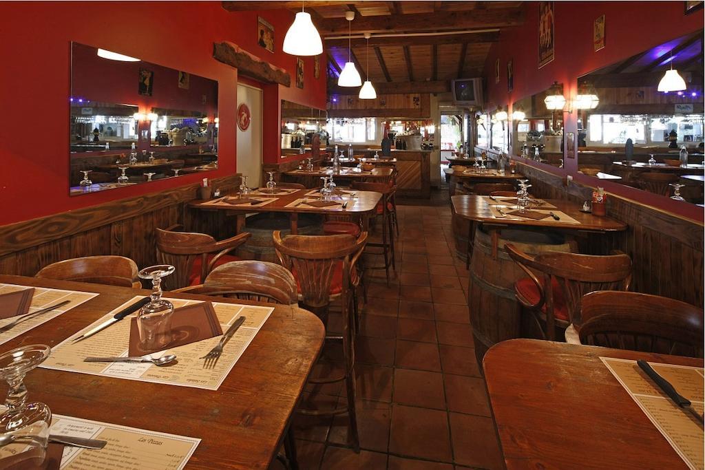 Hotel Restaurant Chez Pito Busque Luaran gambar