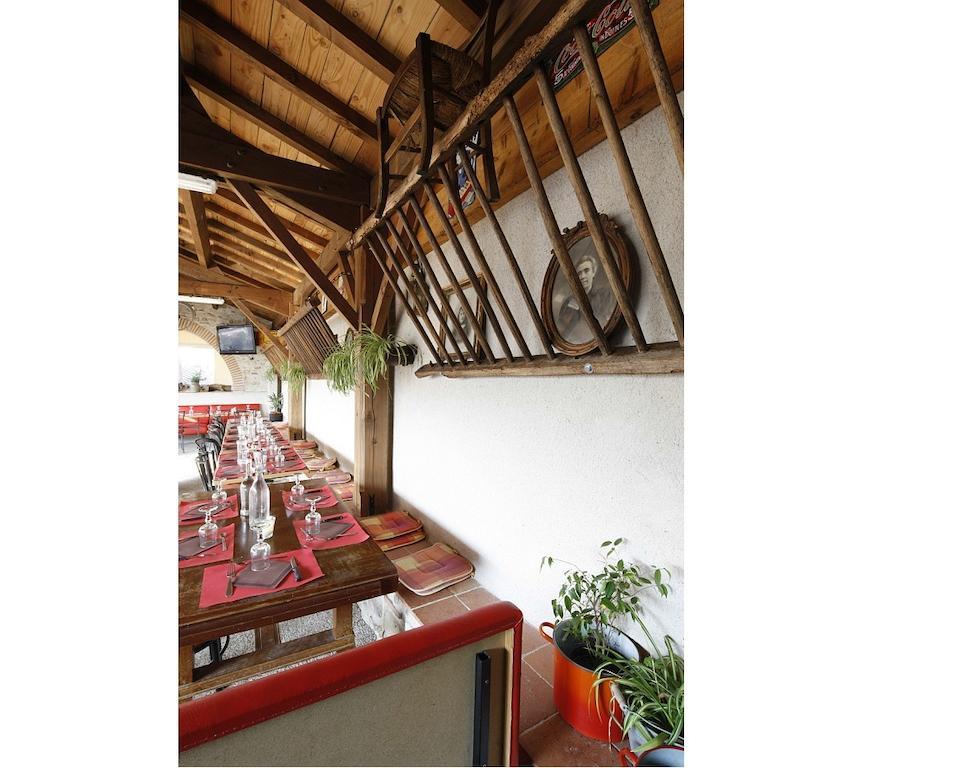 Hotel Restaurant Chez Pito Busque Luaran gambar